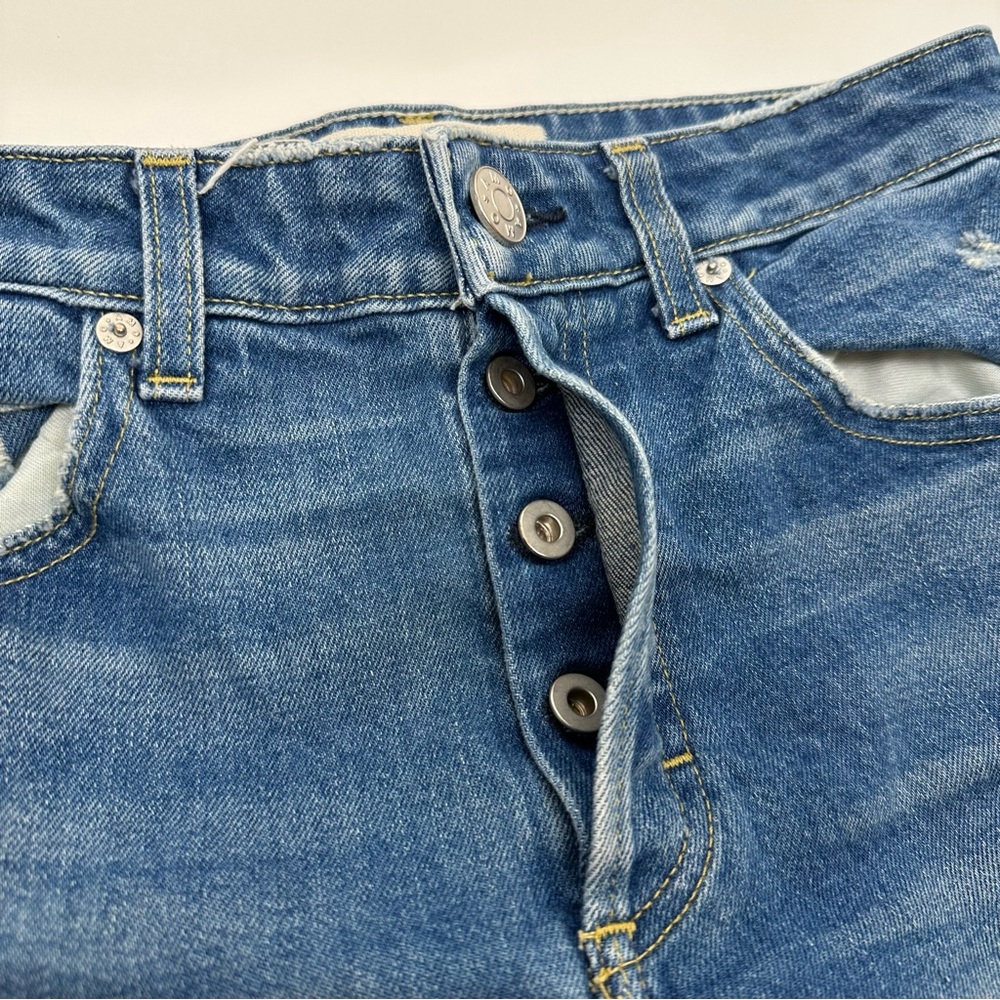 AMO High Rise Babe Jeans - Picture 6 of 9